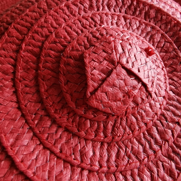 Big floppy hat! New - Picture 8 of 8